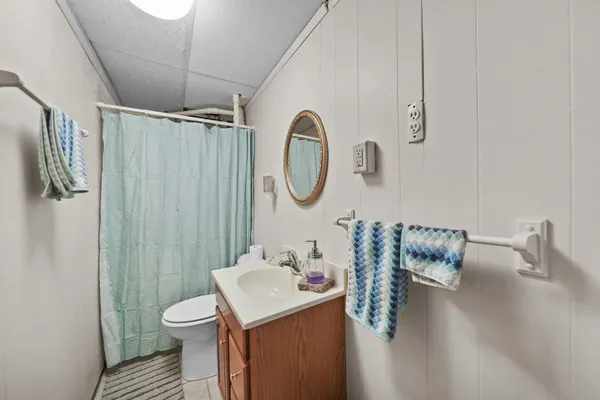 $450,000 | 261 Somerset Drive, Brooklyn, MI 49230
