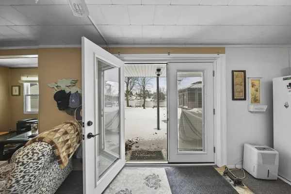 $450,000 | 261 Somerset Drive, Brooklyn, MI 49230