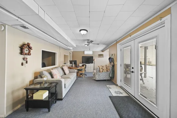 $450,000 | 261 Somerset Drive, Brooklyn, MI 49230