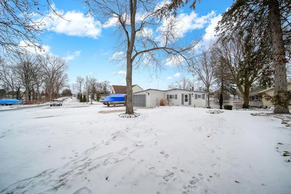 $450,000 | 261 Somerset Drive, Brooklyn, MI 49230