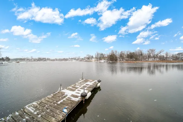 $450,000 | 261 Somerset Drive, Brooklyn, MI 49230