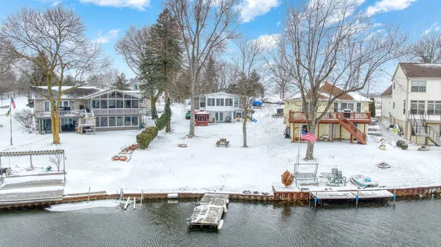 $450,000 | 261 Somerset Drive, Brooklyn, MI 49230