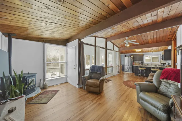 $450,000 | 261 Somerset Drive, Brooklyn, MI 49230