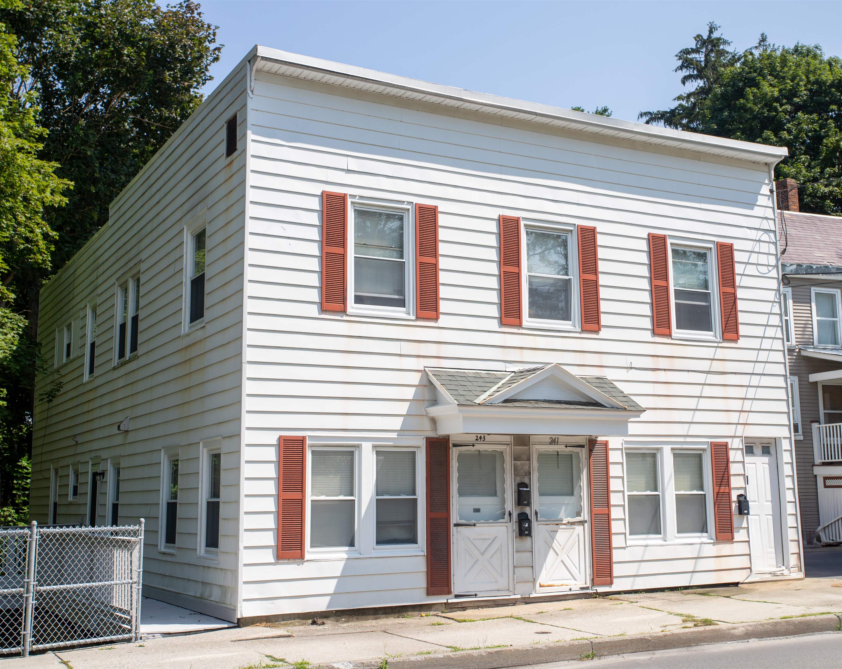 239-241 Elm Street Bennington, VT 05201 - Photo 2 of 17