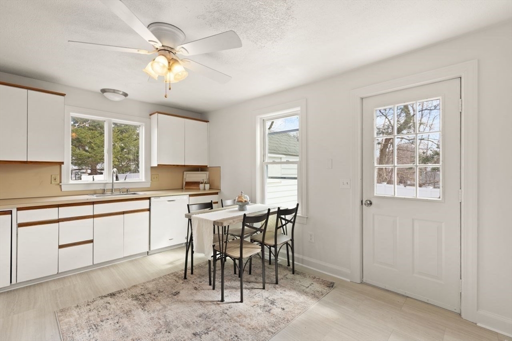 818 Main Street Walpole, MA 02081 - Photo 15 of 39