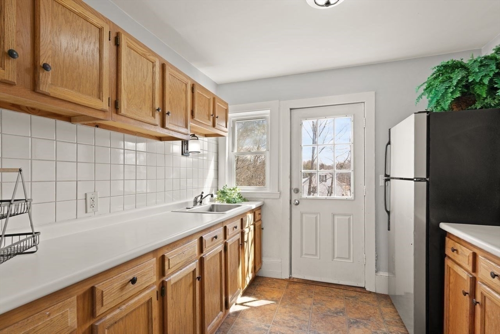 818 Main Street Walpole, MA 02081 - Photo 25 of 39