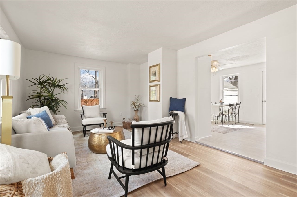 818 Main Street Walpole, MA 02081 - Photo 4 of 39