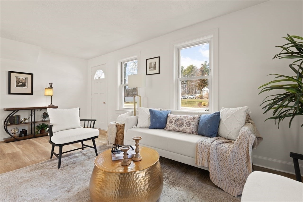 818 Main Street Walpole, MA 02081 - Photo 7 of 39