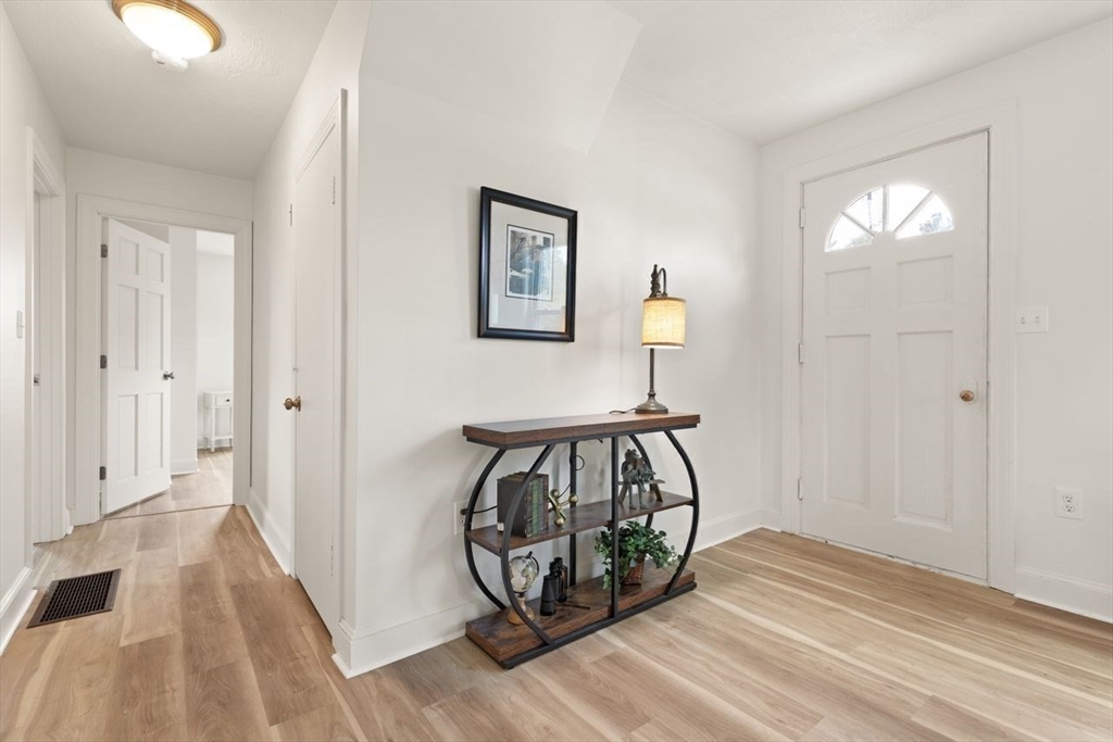 818 Main Street Walpole, MA 02081 - Photo 9 of 39