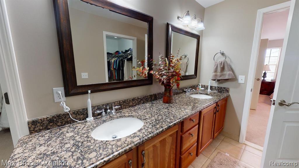 3697 Windingbrook Circle Rochester Hills, MI 48309 - Photo 30 of 53 Gallery Image 30