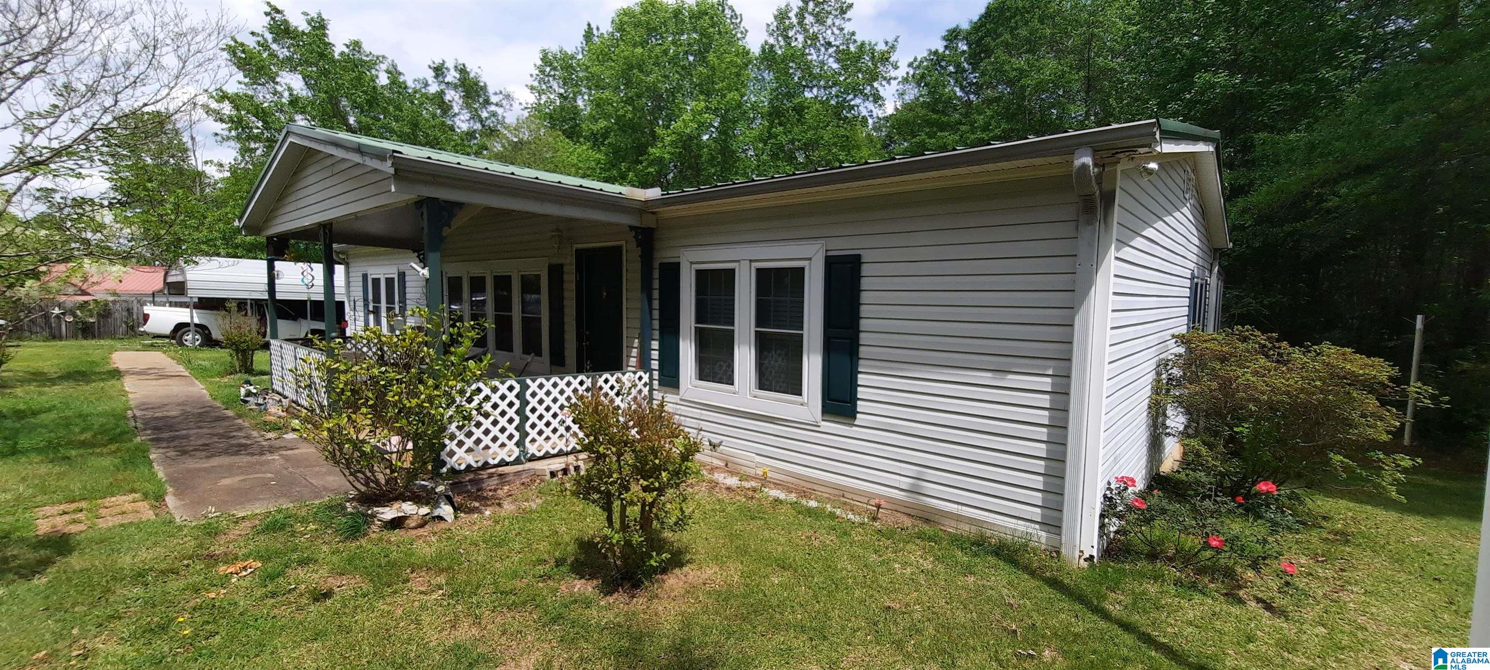 28 Meadow Lane Wedowee, AL 36278 - Photo 2 of 34