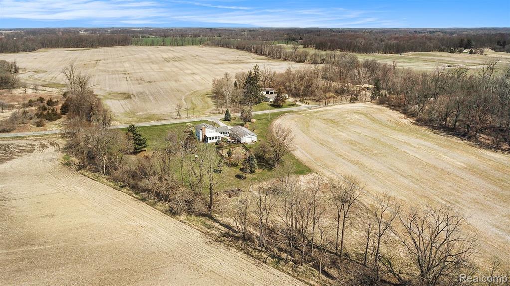 4896 Beard Road Byron, MI 48418 - Photo 41 of 43