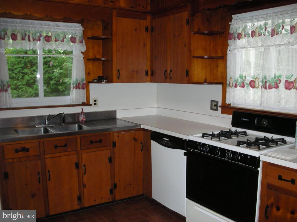 226 South Spruce Street Lititz, PA 17543 - Photo 6 of 13