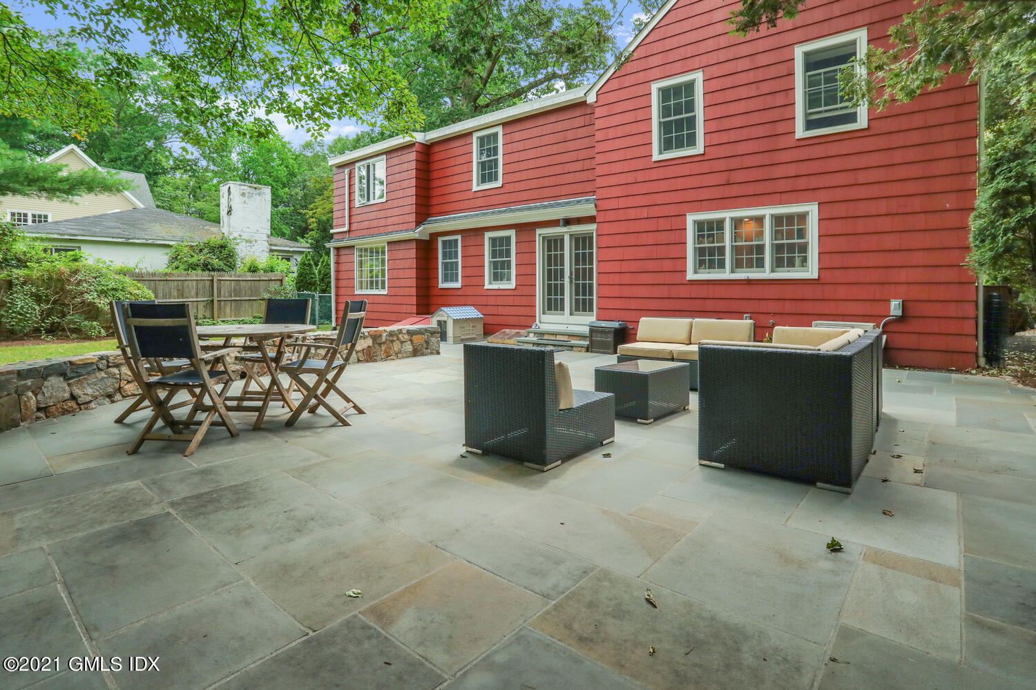 25 Summit Road Riverside, CT 06878 - Photo 35 of 40 25 Summit Rd Greenwich CT-large-044-042-