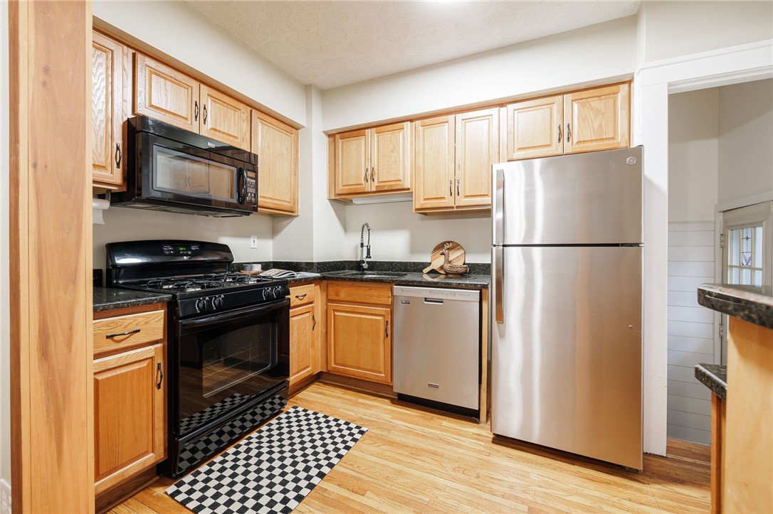 50 Florida Avenue Greece, NY 14616 - Photo 4 of 18