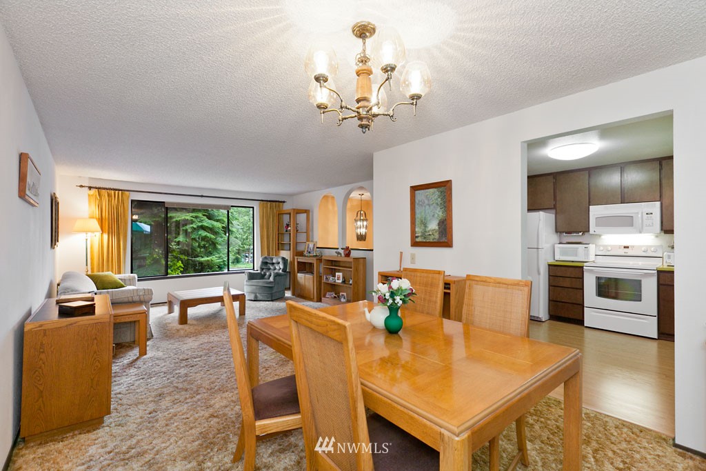 2313 190th Street Southeast Bothell, WA 98012 - Photo 3 of 15 Gallery Image 3