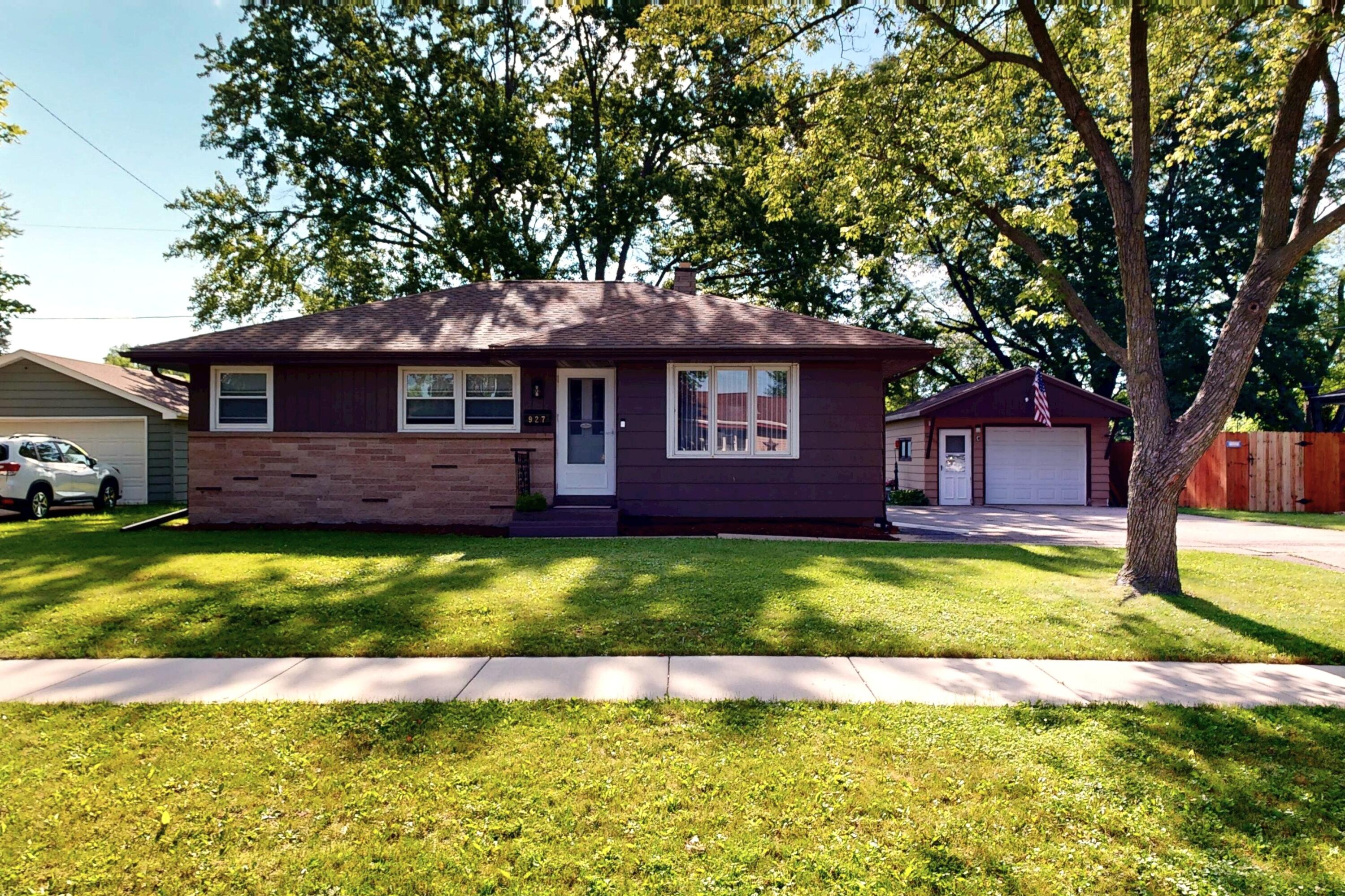 927 Peterson Street Fort Atkinson, WI 53538 - Photo 1 of 37 927-Peterson-St-06252026_163020