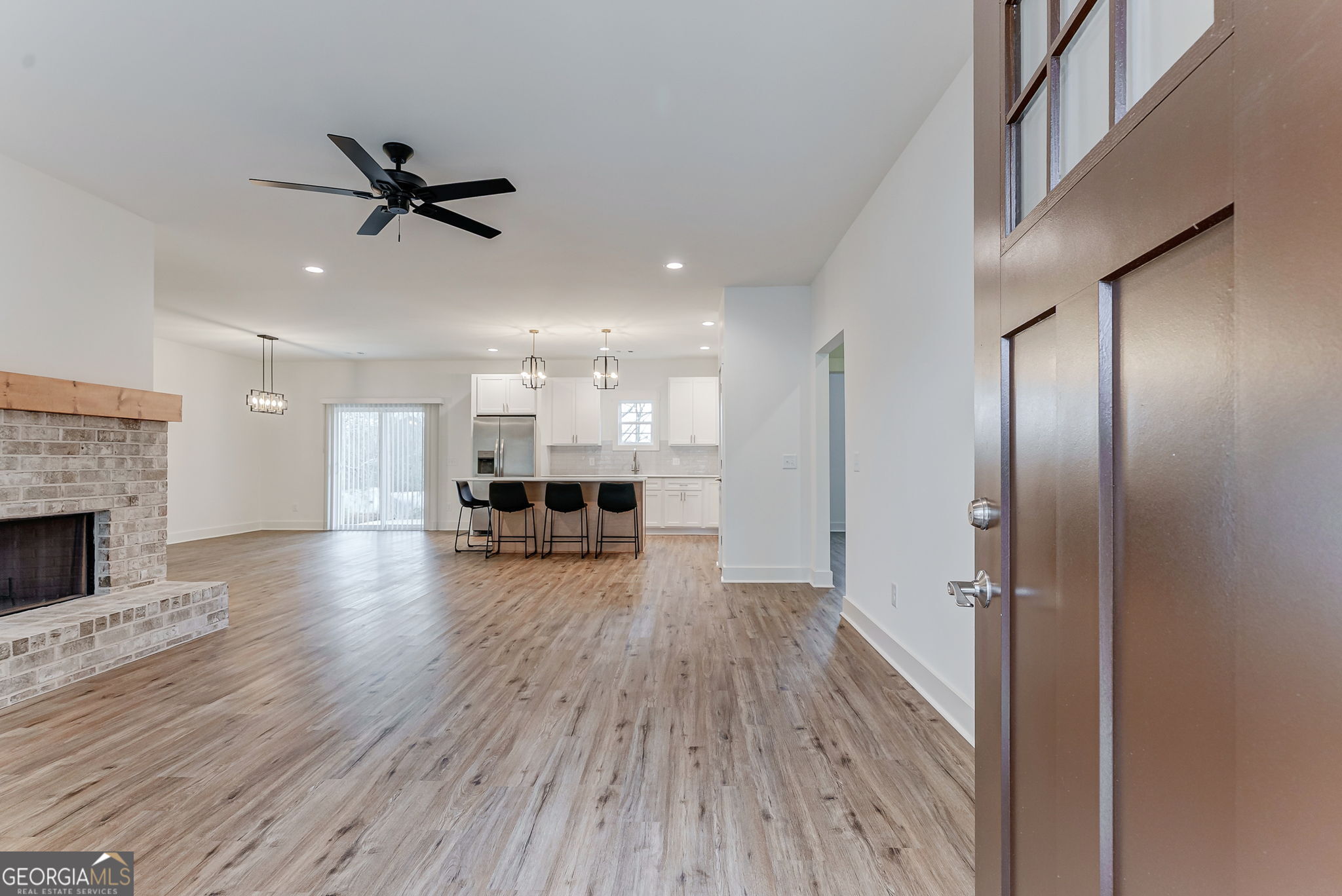 552 Clayton Street Commerce, GA 30529 - Photo 4 of 40