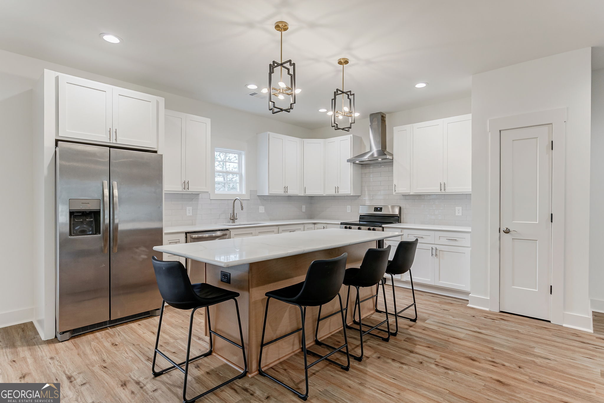 552 Clayton Street Commerce, GA 30529 - Photo 8 of 40