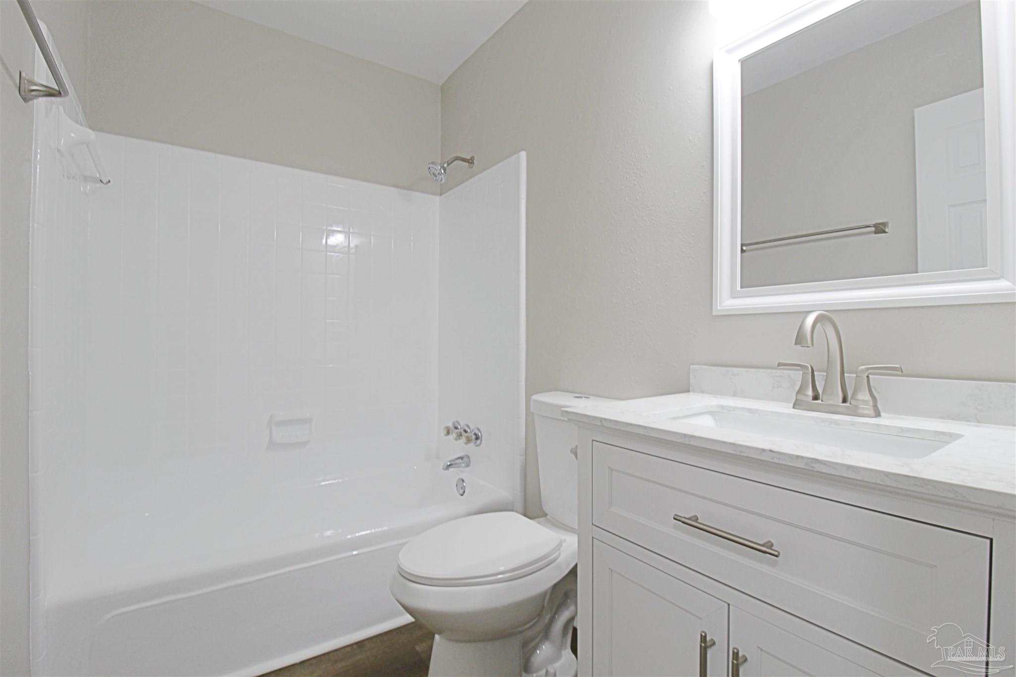 2441 Kelso Road, Unit A & B Pensacola, FL 32514 - Photo 9 of 12 Gallery Image 9