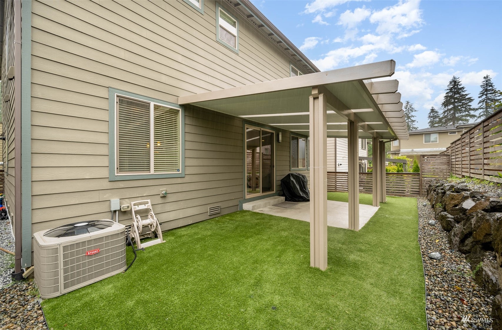 5203 Northeast 12th Street Renton, WA 98059 - Photo 25 of 31