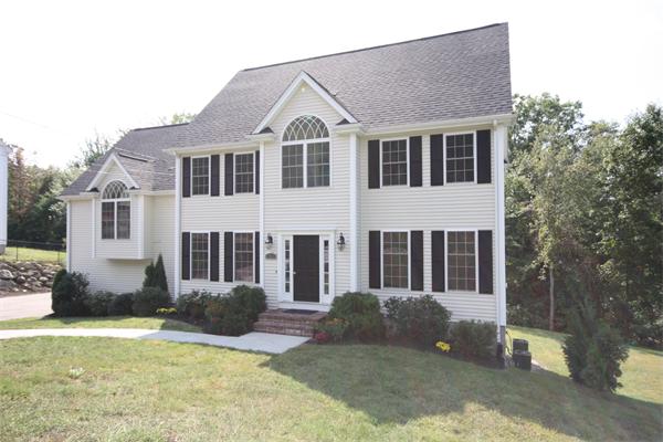 54 Highridge Road Bellingham, MA 02019 - Photo 2 of 30 Gallery Image 2