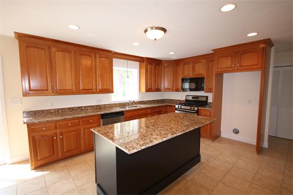 54 Highridge Road Bellingham, MA 02019 - Photo 7 of 30 Gallery Image 7