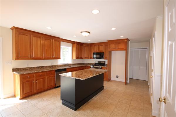 54 Highridge Road Bellingham, MA 02019 - Photo 8 of 30 Gallery Image 8