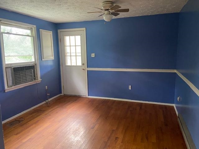 121 Mountain View Terrace Road Hot Springs, VA 24445 - Photo 6 of 11 Dining Room