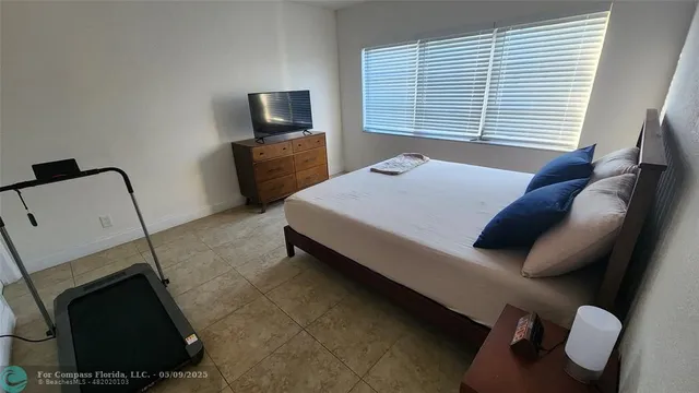 $189,000 | 4311 Crystal Lake Drive, Unit 219, Deerfield Beach, FL 33073