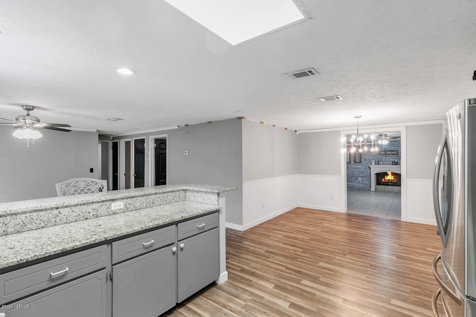 1036 Cahoon Road South Jacksonville, FL 32221 - Photo 14 of 33 Kitchen to DR