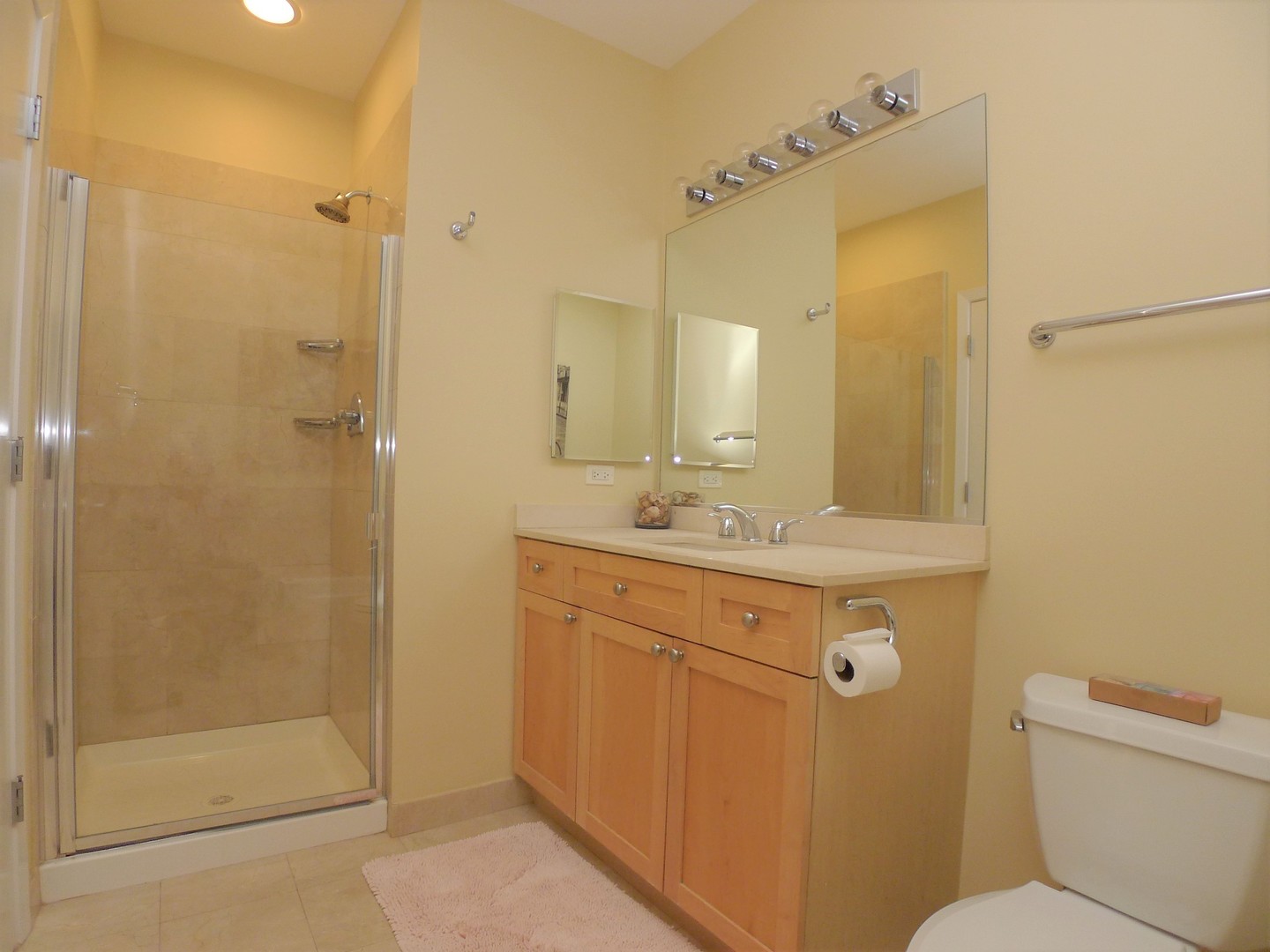 1572 Maple Avenue, Unit 404 Evanston, IL 60201 - Photo 13 of 26