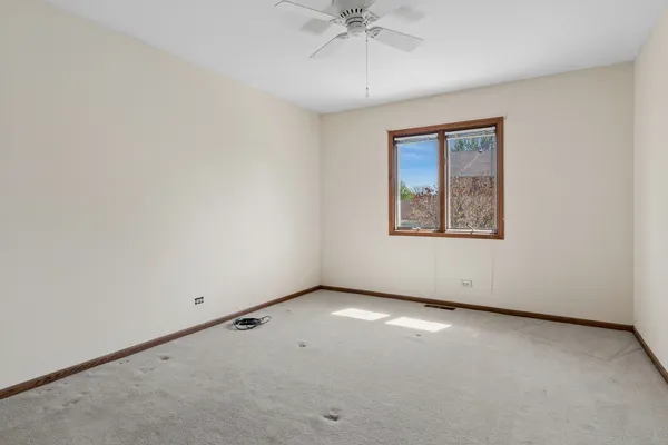 $389,900 | 6257 157th Place, Oak Forest, IL 60452
