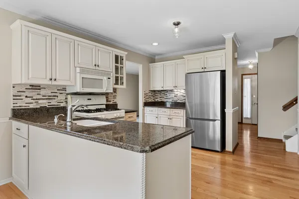 $389,900 | 6257 157th Place, Oak Forest, IL 60452