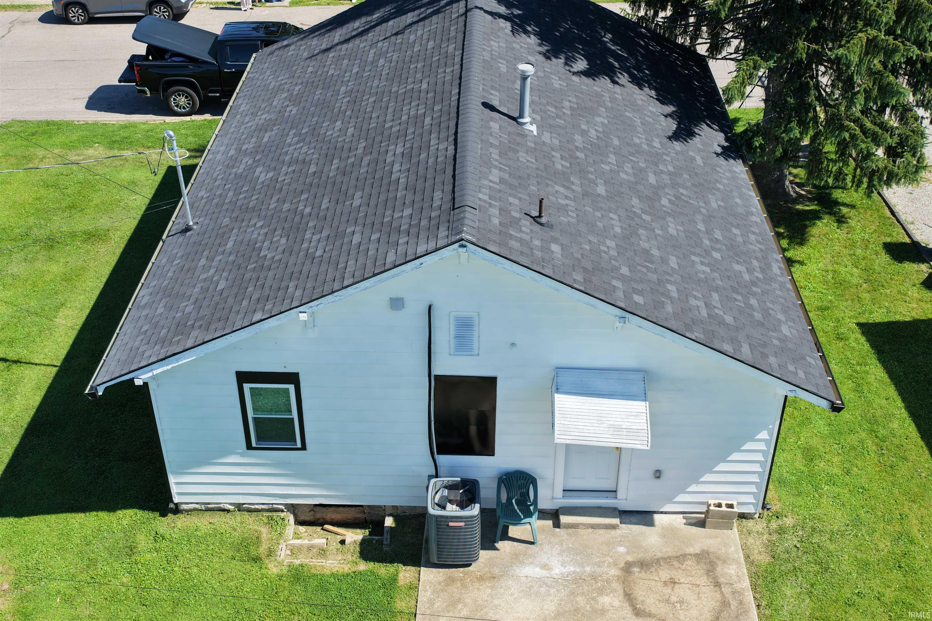 1210 4th Street Bedford, IN 47421 - Photo 9 of 34