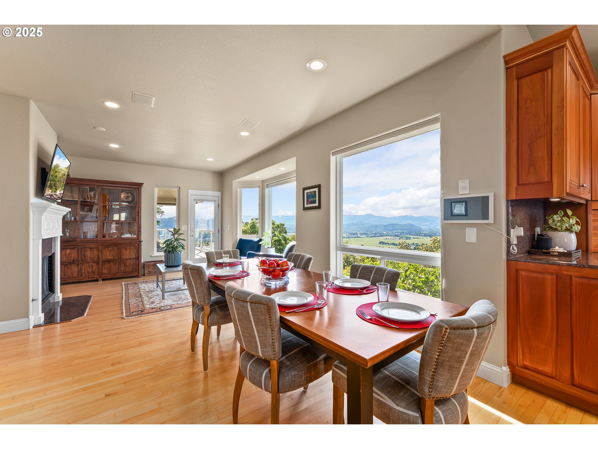 215 Ridgecrest Drive Roseburg, OR 97471 - Photo 25 of 48