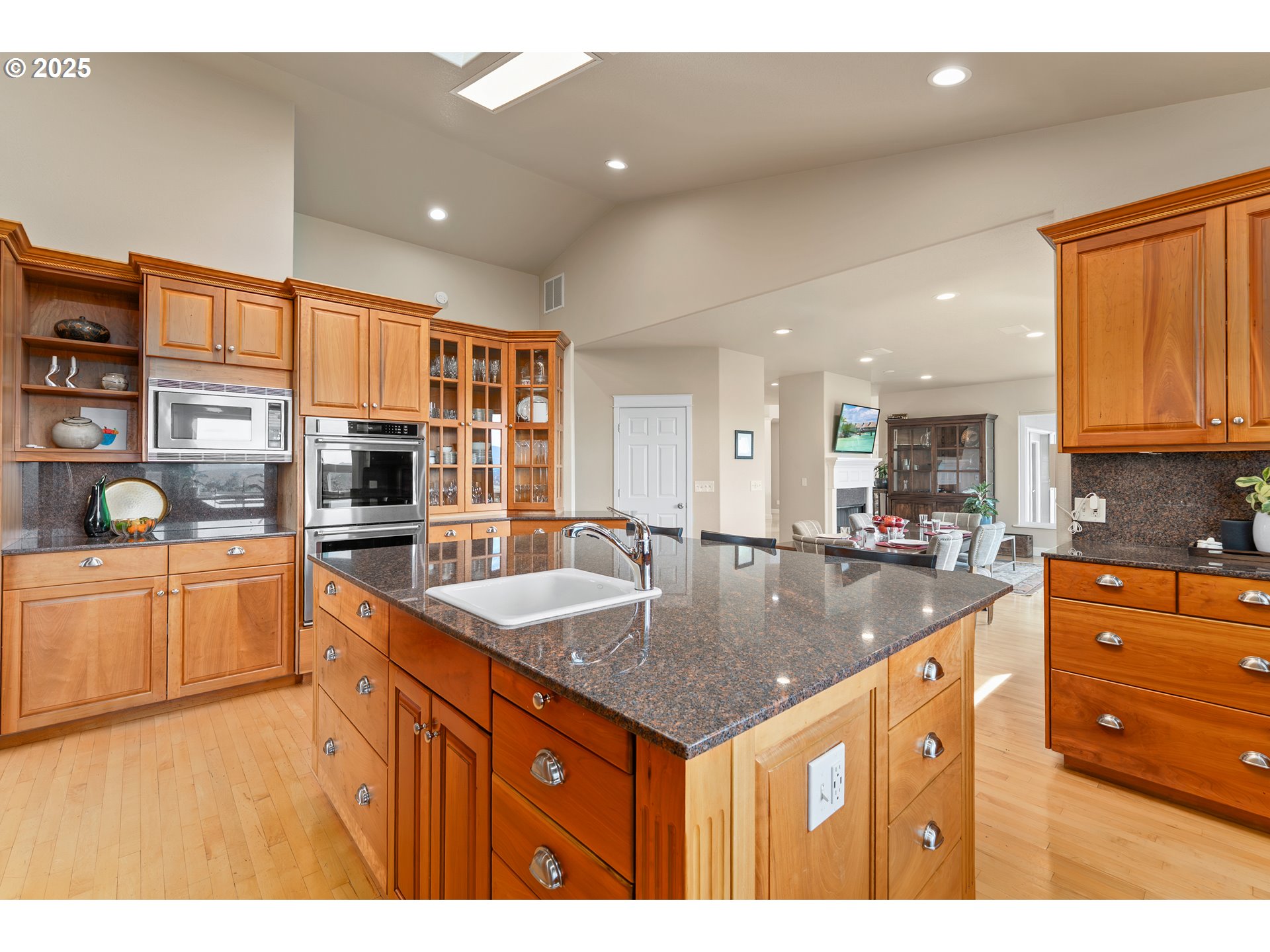 215 Ridgecrest Drive Roseburg, OR 97471 - Photo 29 of 48