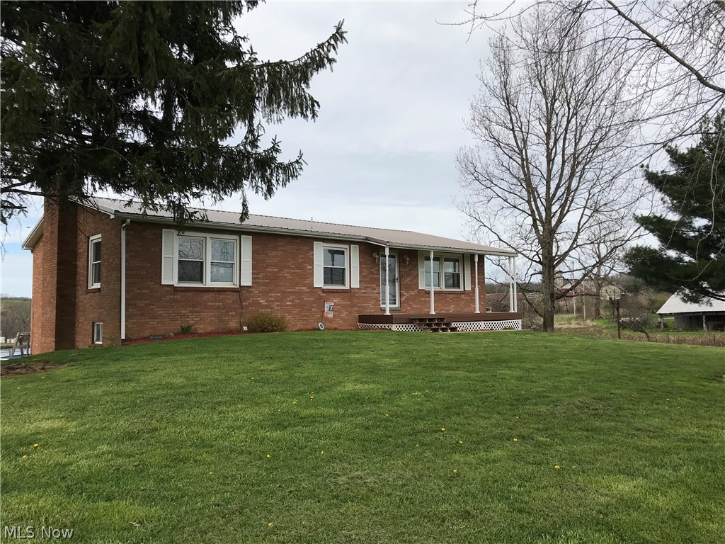481 School House Road Little Hocking, OH 45742 - Photo 2 of 30 Gallery Image 2