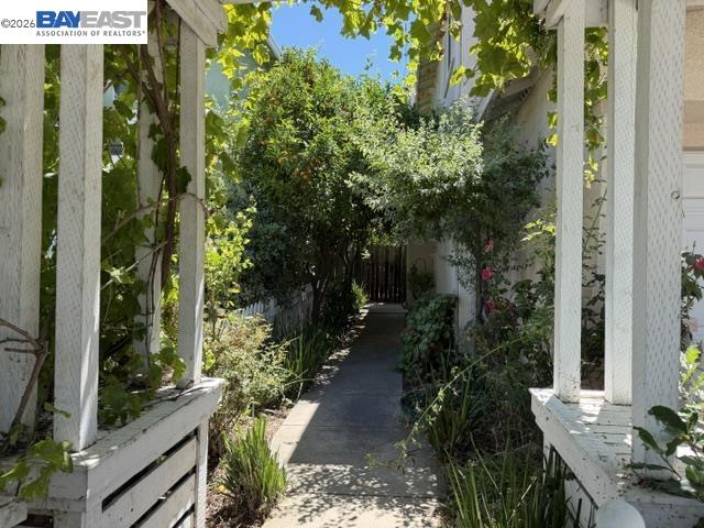 5168 Academy Road Concord, CA 94521 - Photo 2 of 21