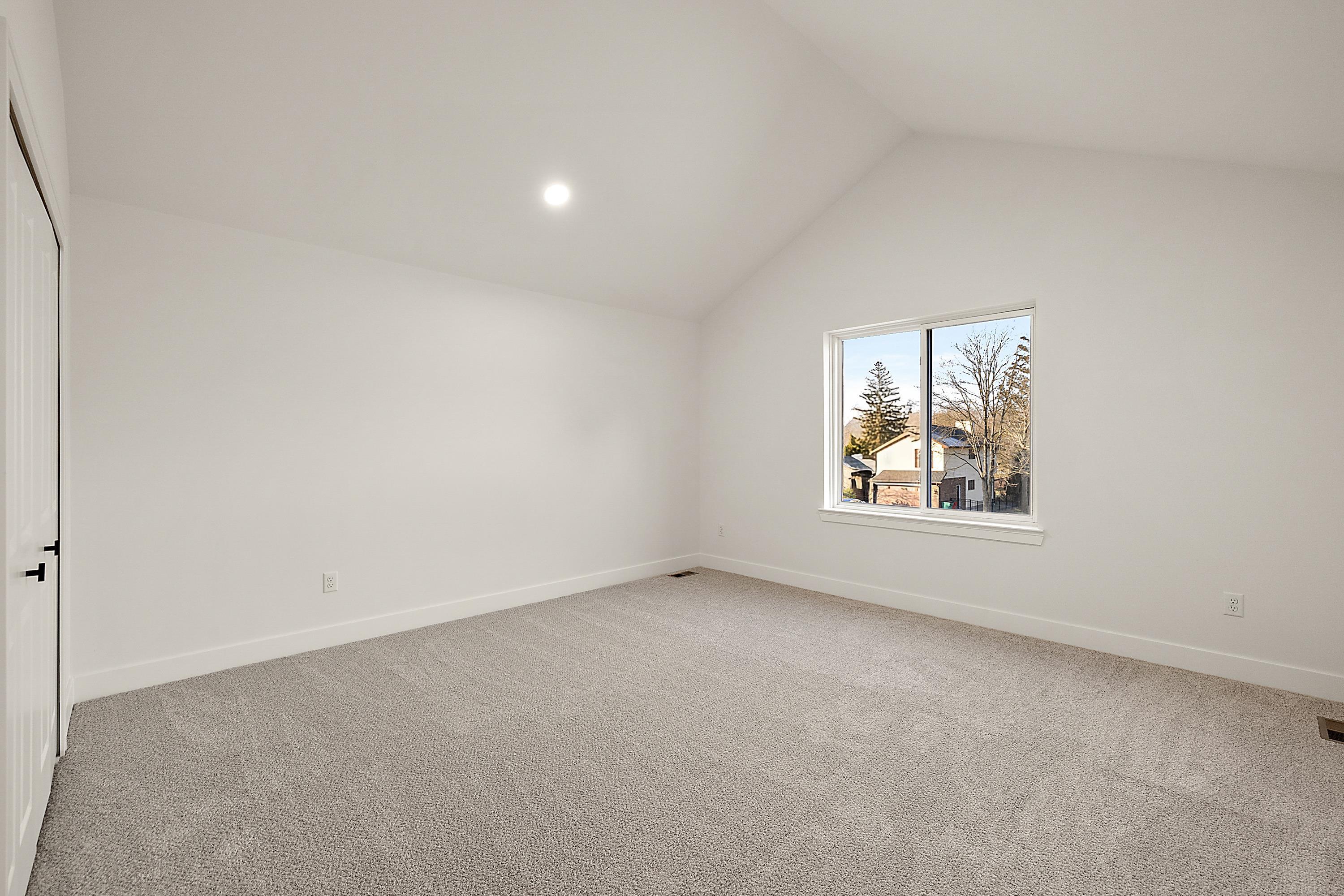 45396 Deneweth Road Macomb, MI 48042 - Photo 23 of 26