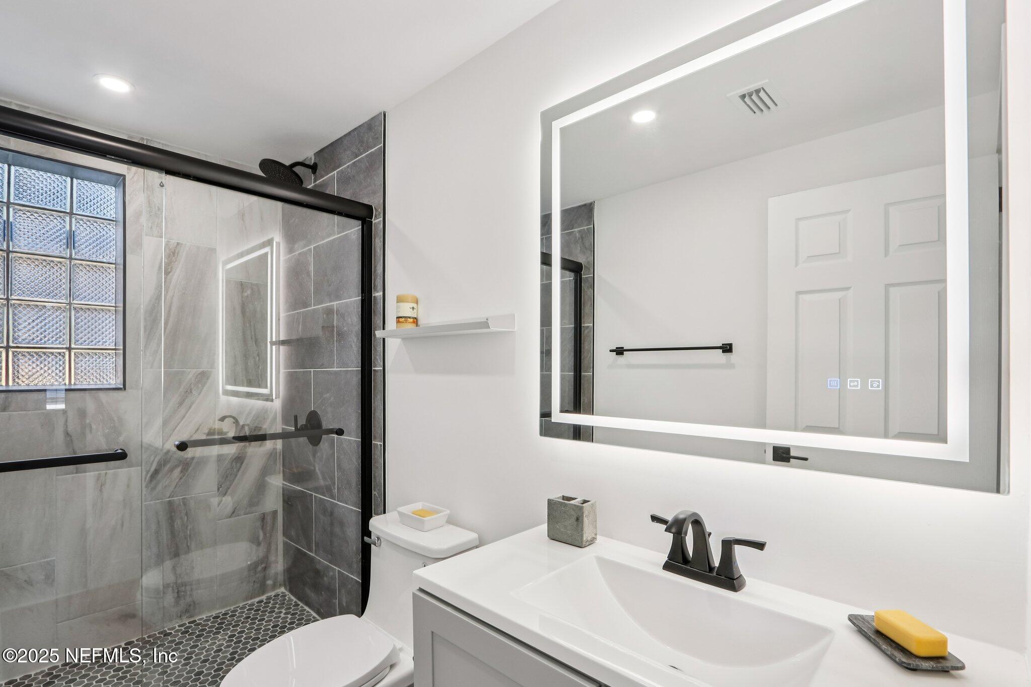 2149 Inwood Terrace Jacksonville, FL 32207 - Photo 24 of 44 24-web-or-mls-Inwood Ter-S2011-024