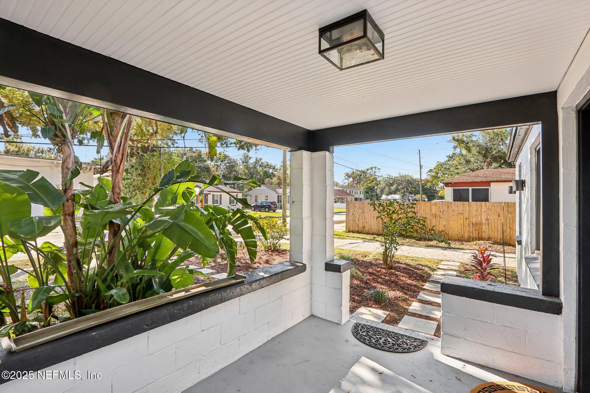 2149 Inwood Terrace Jacksonville, FL 32207 - Photo 6 of 44 6-web-or-mls-Inwood Ter-S2011-006