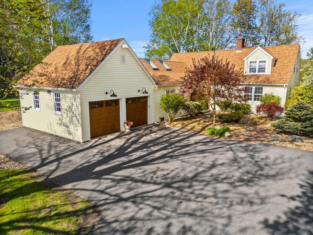 76 Dow Road Hollis, NH 03049 - Photo 1 of 47