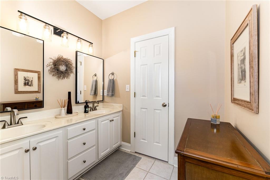 5907 Billet Road Oak Ridge, NC 27310 - Photo 24 of 34