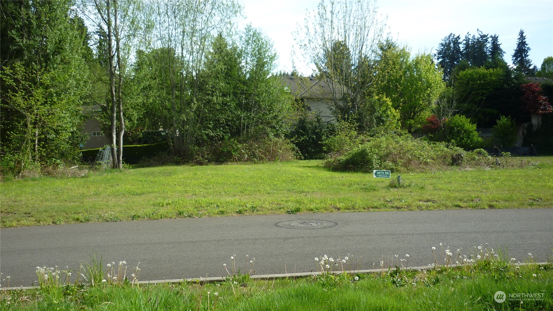 5407 Northeast 25th Street Renton, WA 98059 - Photo 2 of 3 Gallery Image 2