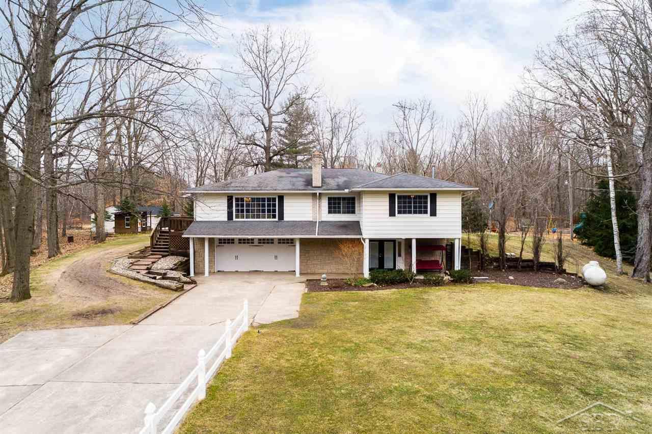 9140 Oakley Road St. Charles, MI 48655 - Photo 64 of 81 50068783-63.JPG