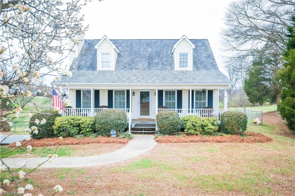 565 Central Road Clemmons, NC 27012 - Photo 1 of 5 565 Central Road Clemmons, NC 27012-7206