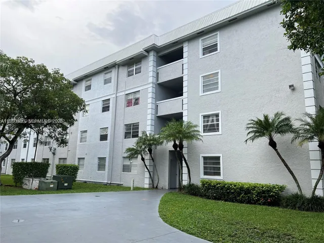 $1,700 | 17255 Southwest 95th Avenue, Unit 249, Palmetto Bay, FL 33157