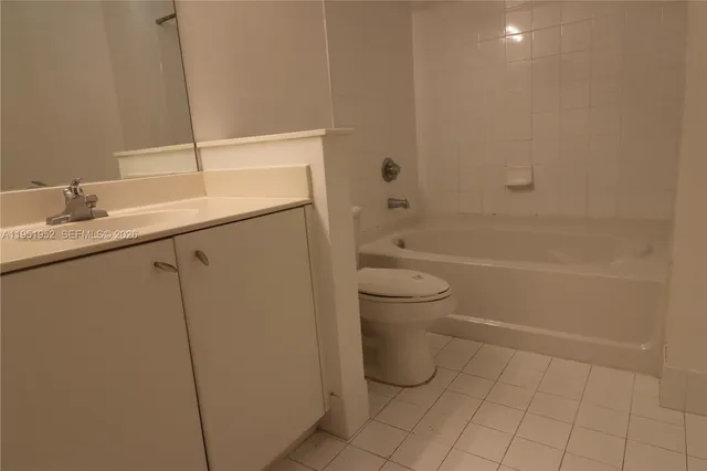 $2,850 | 6020 West Sample Road, Unit 305, Coral Springs, FL 33067