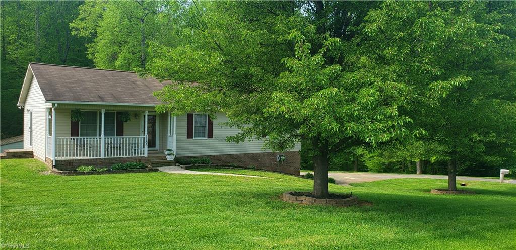 1185 Capella Ridge Road King, NC 27021 - Photo 2 of 24